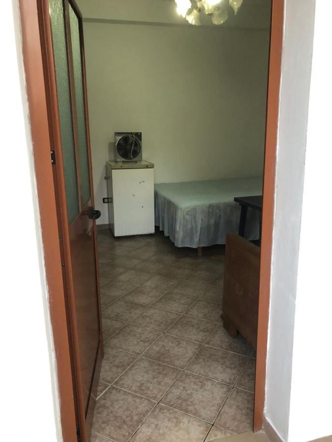 Rooms For Rent Durrës Kültér fotó