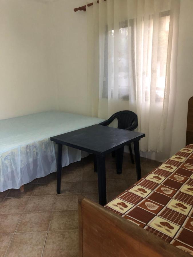 Rooms For Rent Durrës Kültér fotó